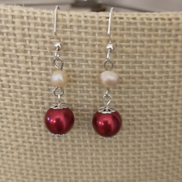 Earrings - Picture 3 of 10